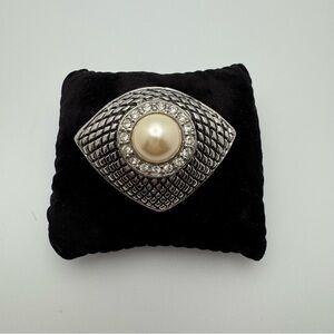 Vintage Faux Pearl Rhinestone Textured Silver Tone Brooch Pin